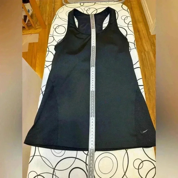 Nike - Tank Top - Picture 7 of 9